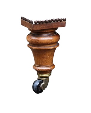 A    Victorian walnut converted ottoman/stool: Image 2