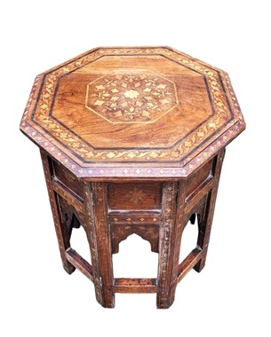 A      Anglo-Indian octagonal table