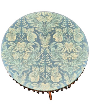 A             fine mid Victorian 'Gypsy table' by Charles Bevan: Image 3