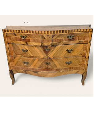 a           fine lete 18th Century Northern Italian commode
