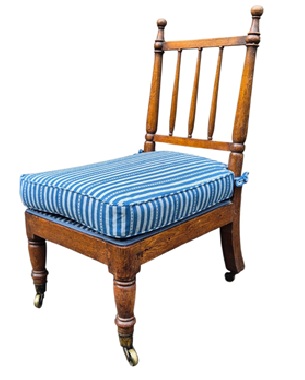 A           early Victorian 'Slipper' oak chair